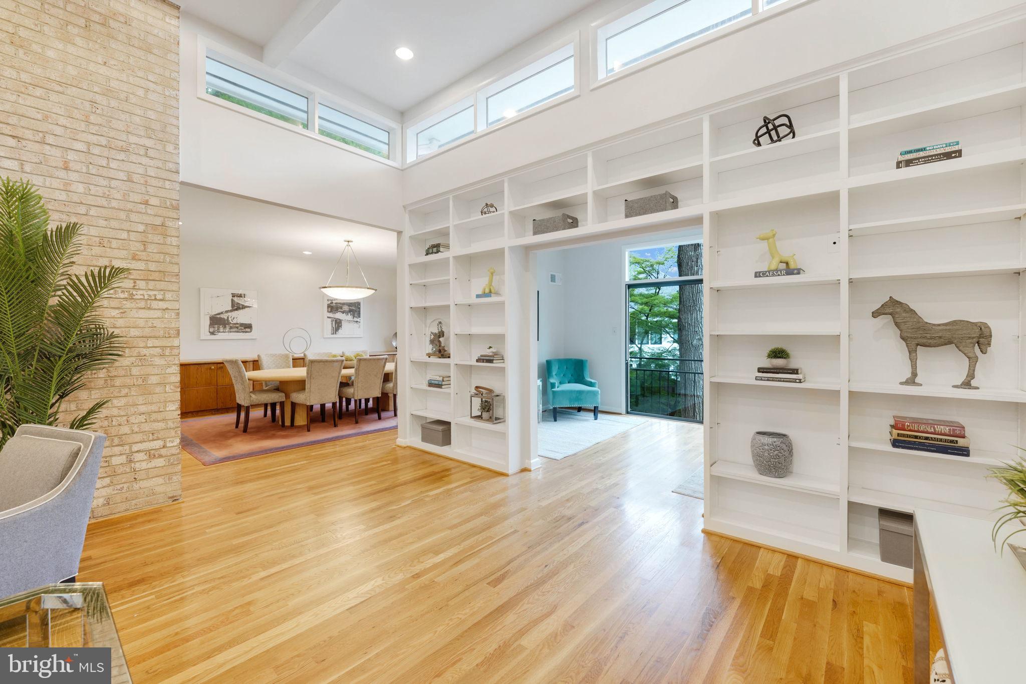 CHAIN BRIDGE FOREST - Residential