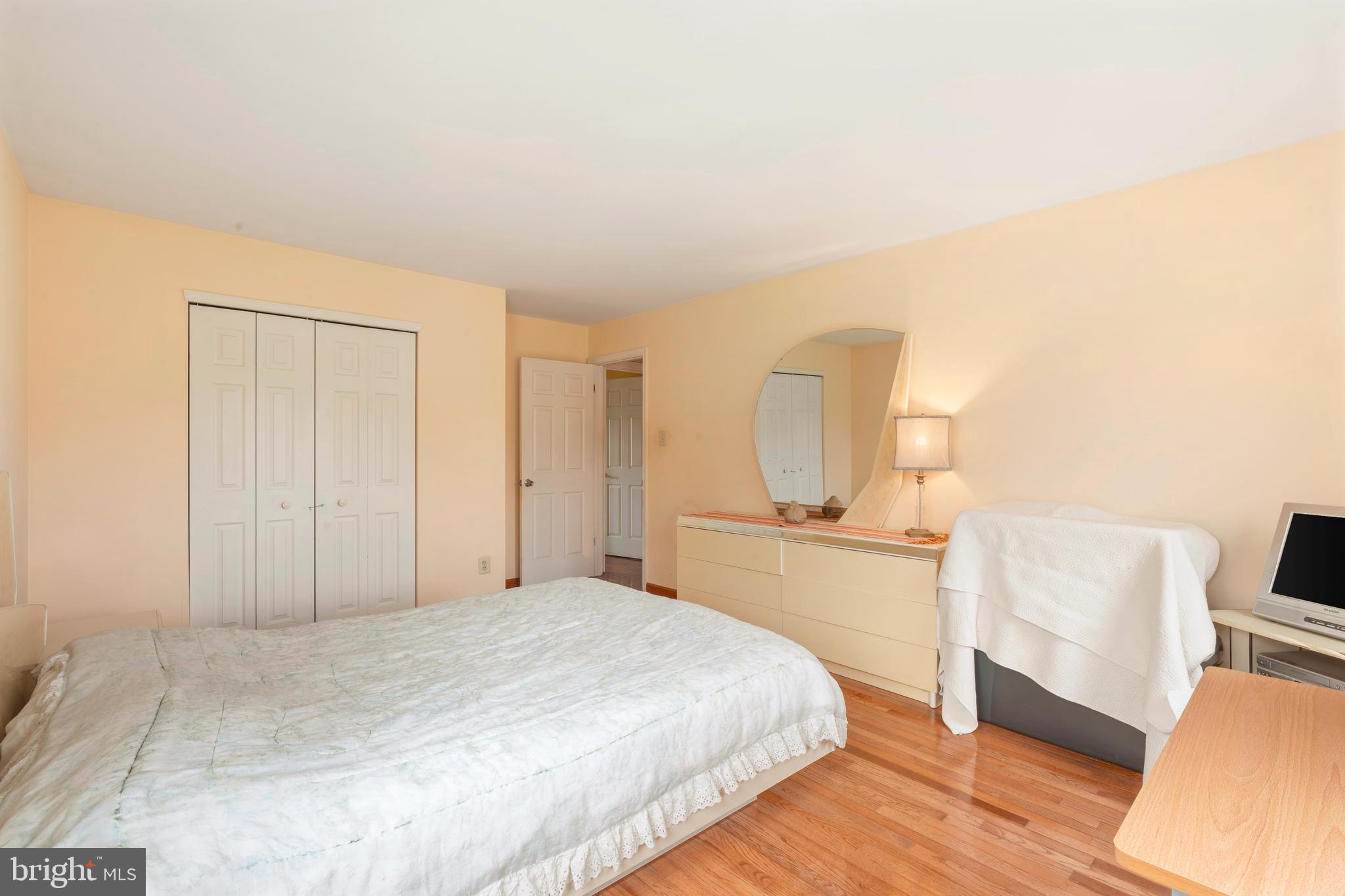 WILLOW GREENE SO - Residential