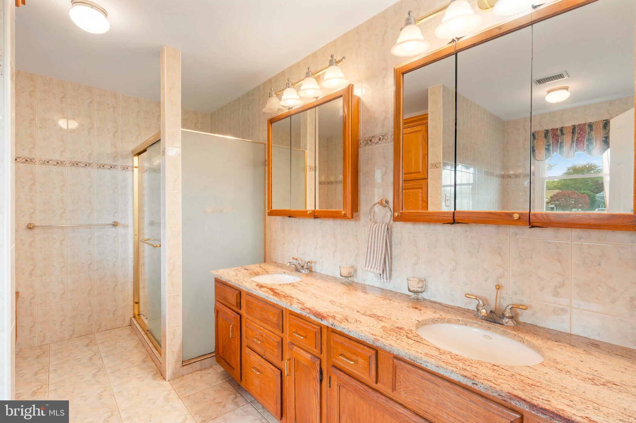 WILLOW GREENE SO - Residential