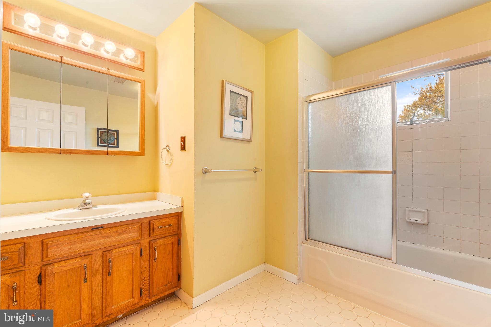 WILLOW GREENE SO - Residential