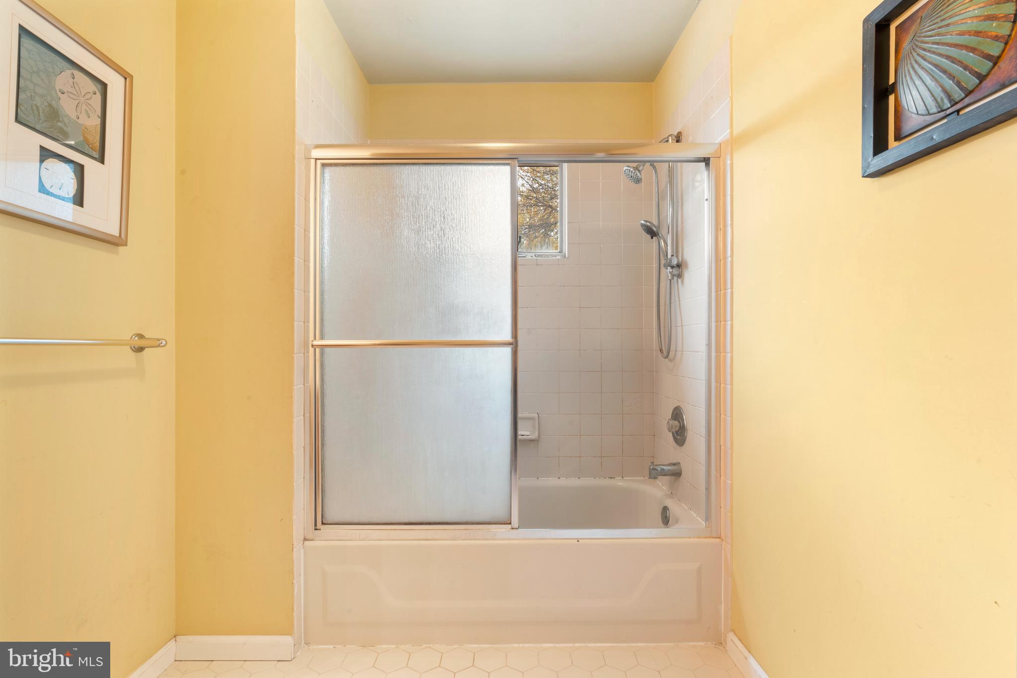 WILLOW GREENE SO - Residential