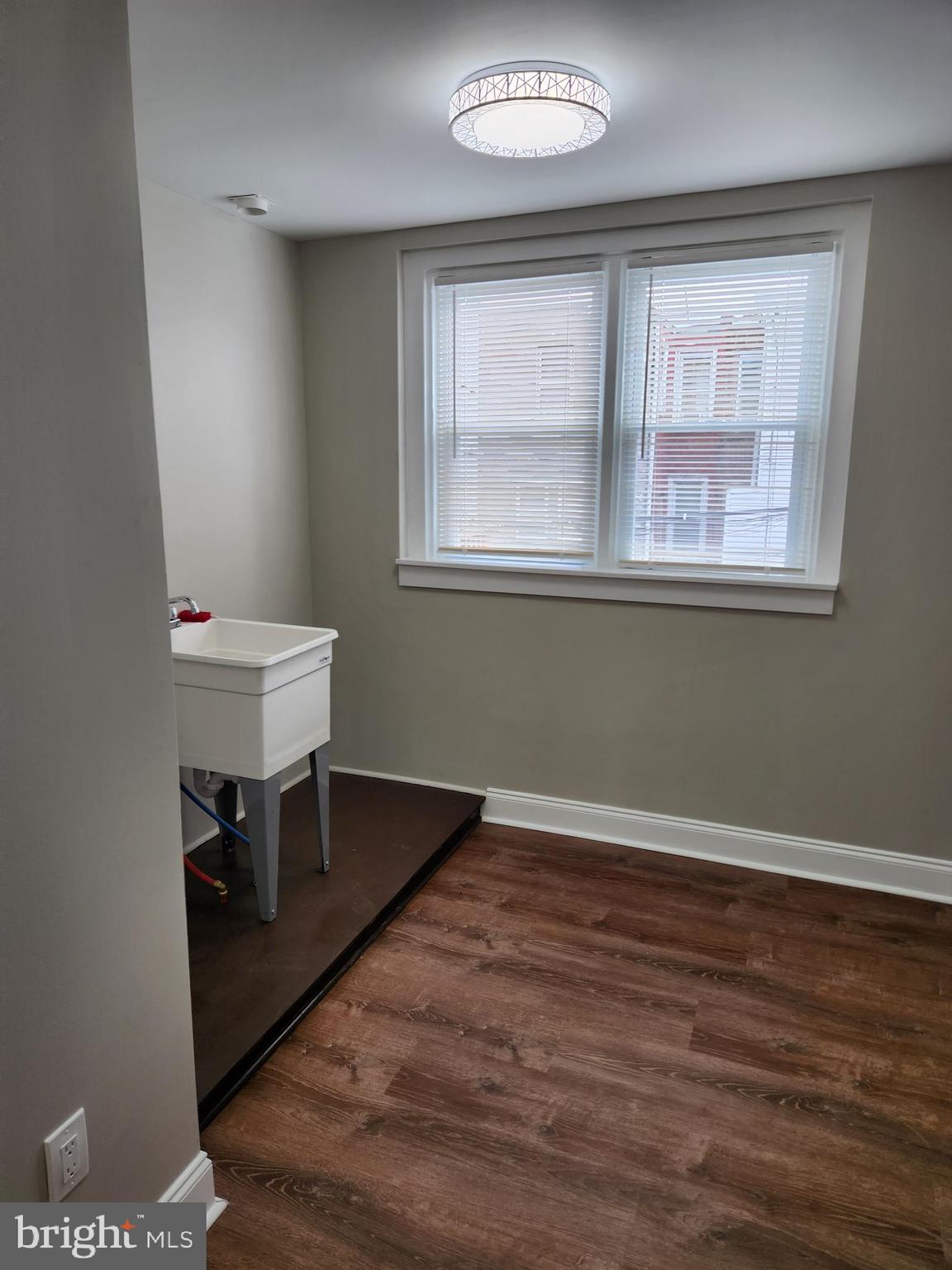 OLNEY - Residential