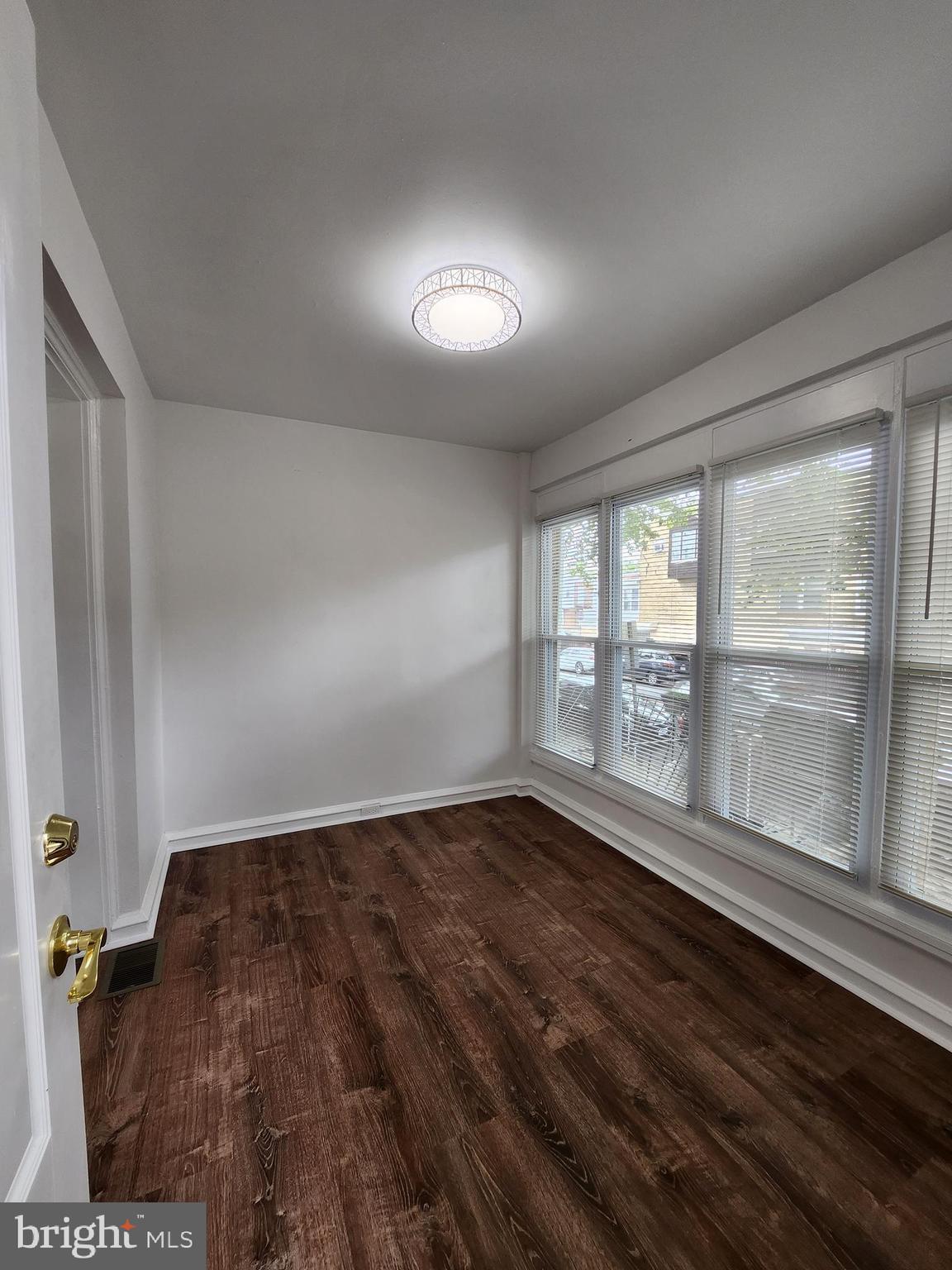 OLNEY - Residential