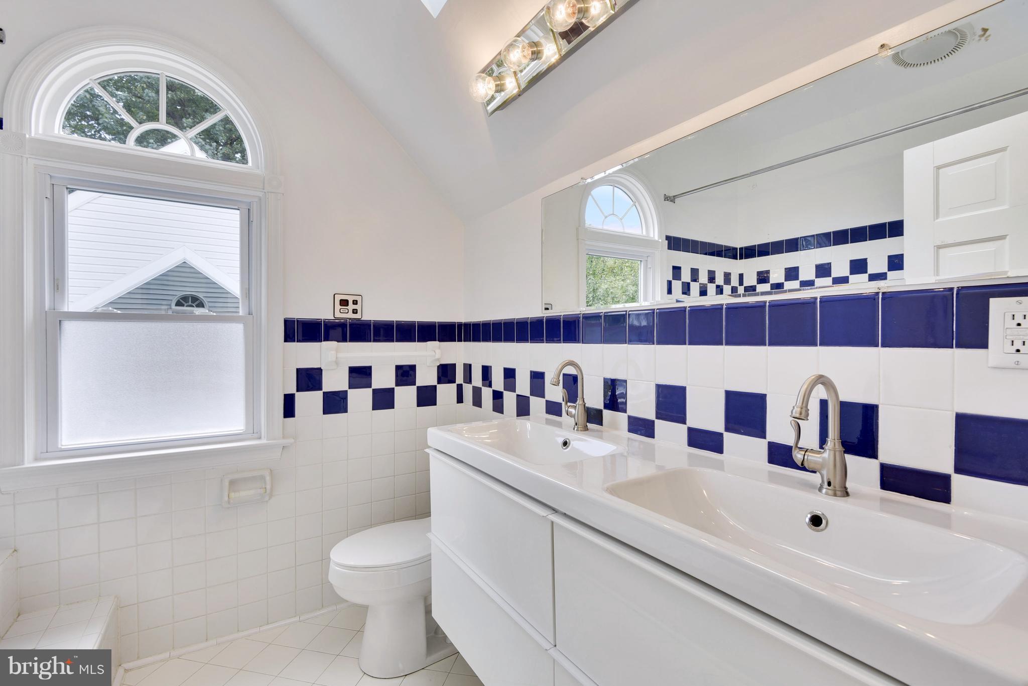 SILVER SPRING - Residential