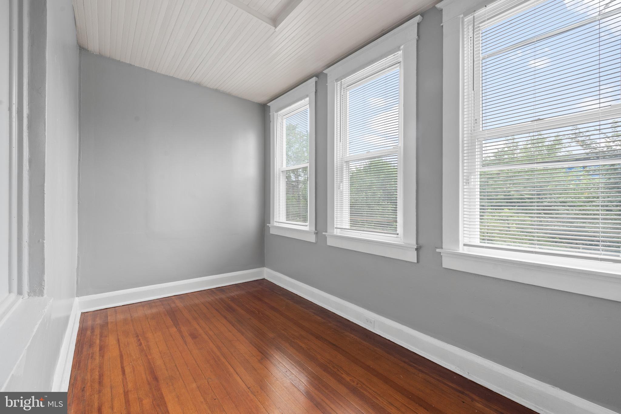 BELAIR-EDISON - Residential