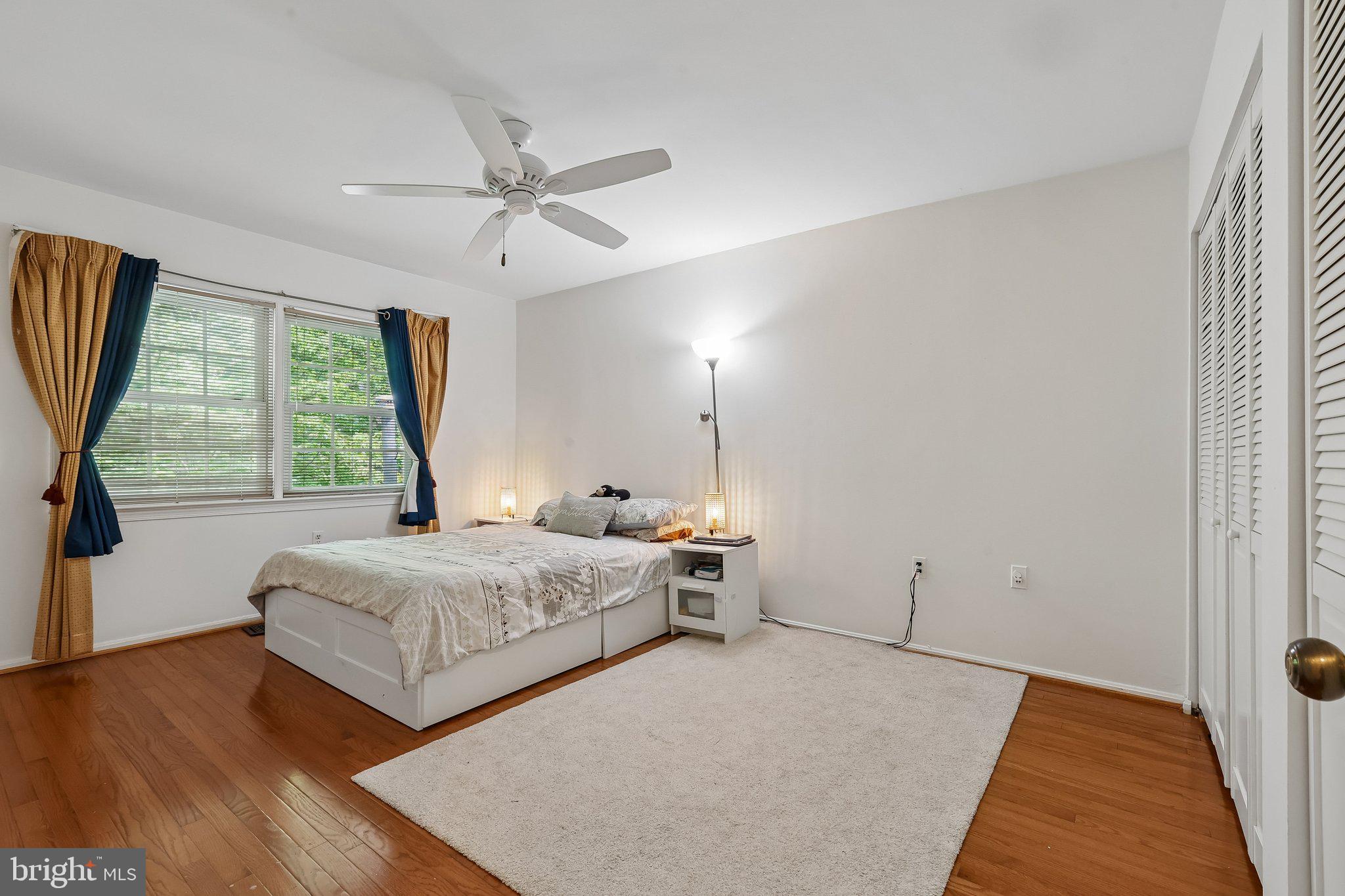 REGENT SQUARE - Residential