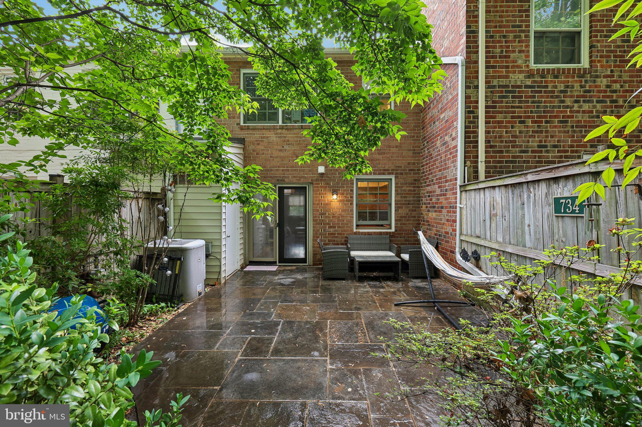 REGENT SQUARE - Residential
