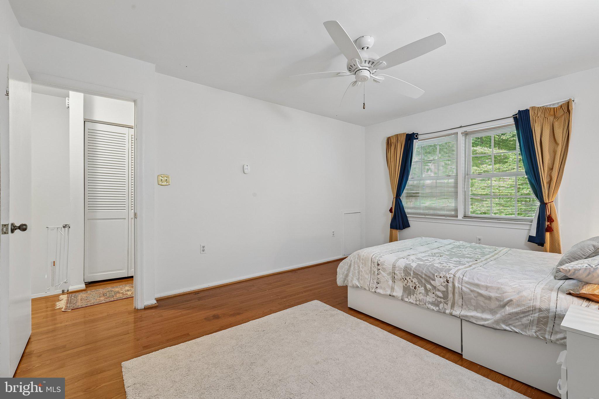 REGENT SQUARE - Residential