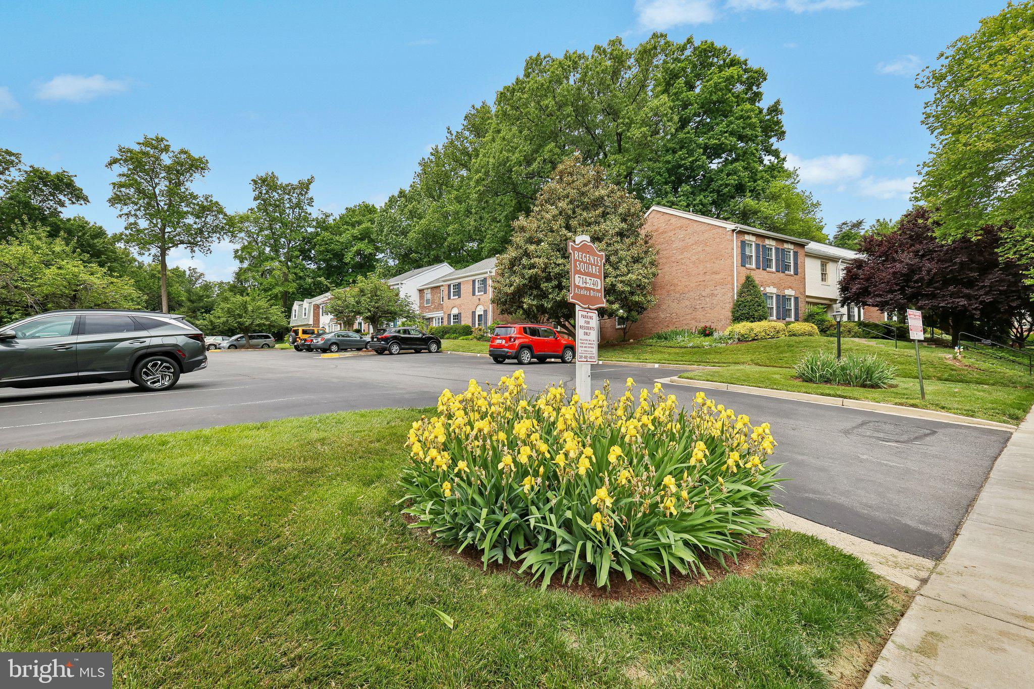 REGENT SQUARE - Residential