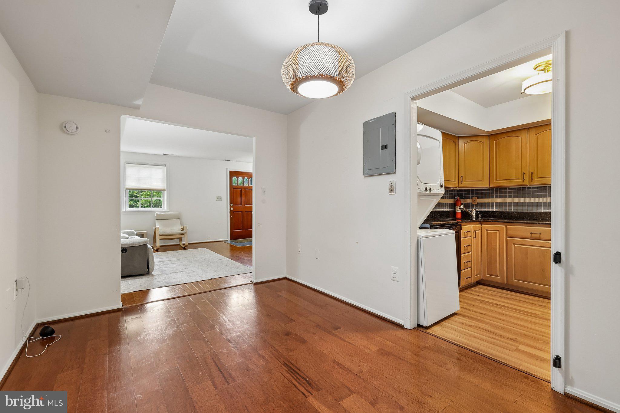 REGENT SQUARE - Residential