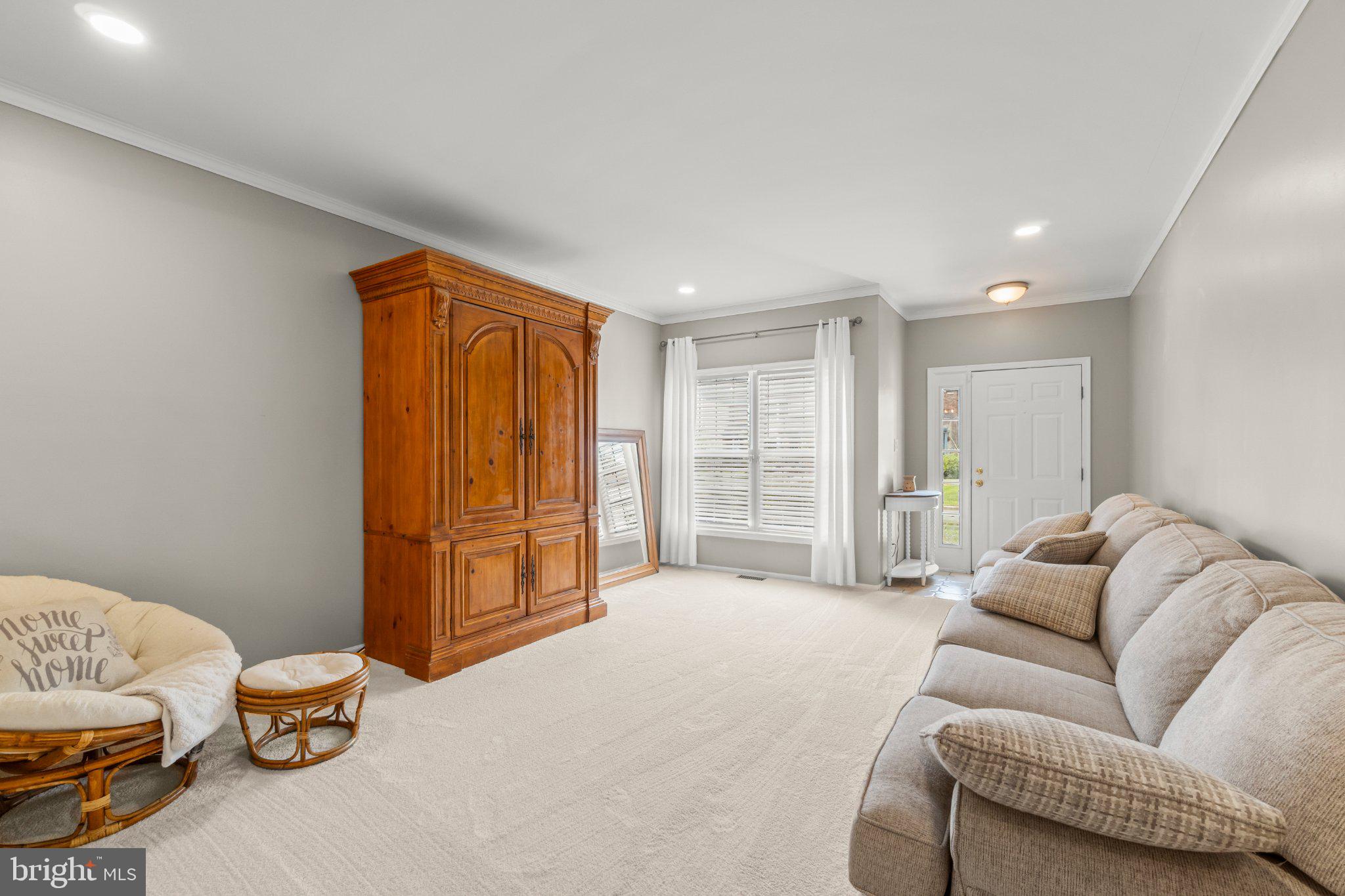 23 HILLTOP LANE