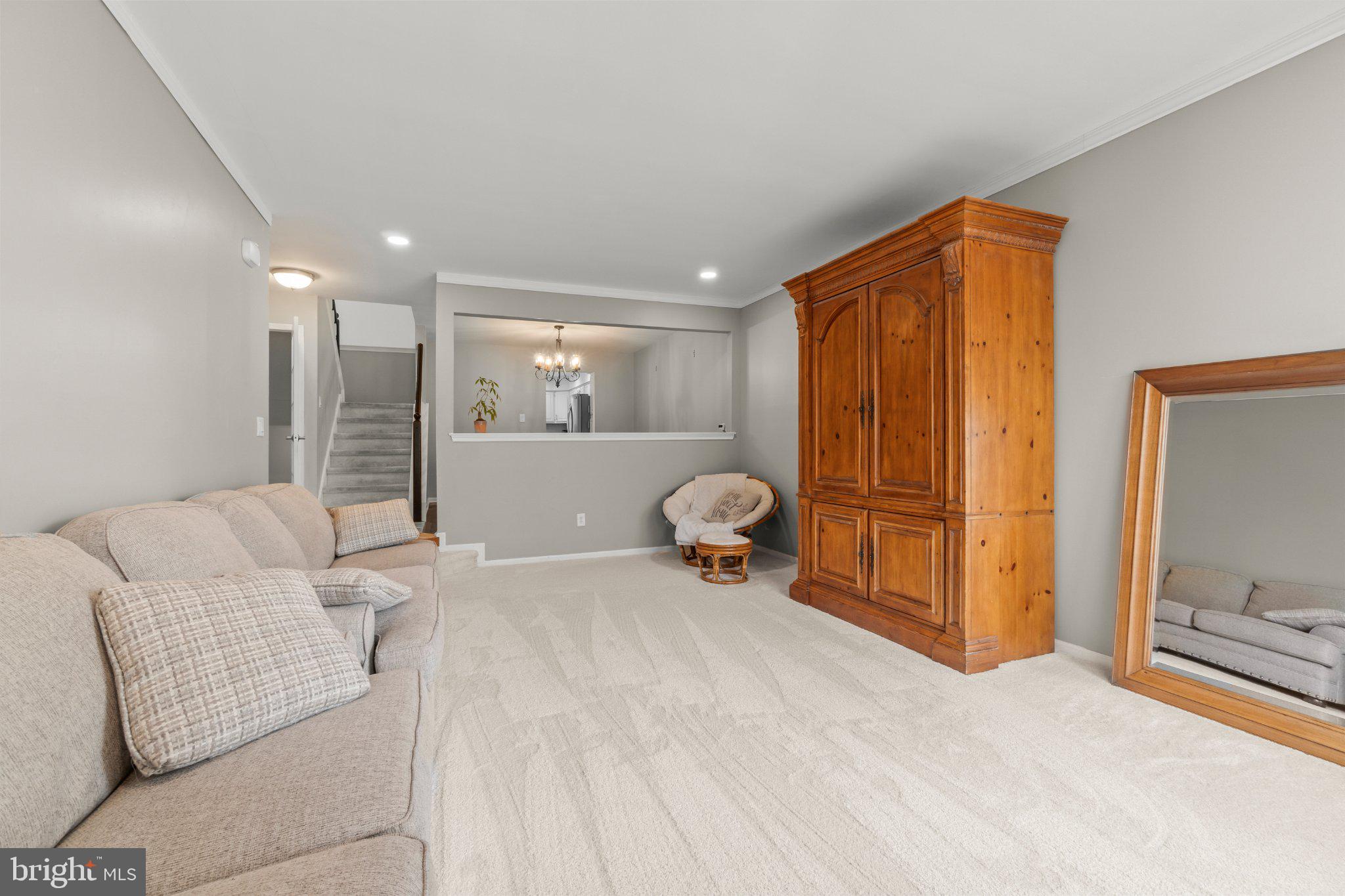 23 HILLTOP LANE