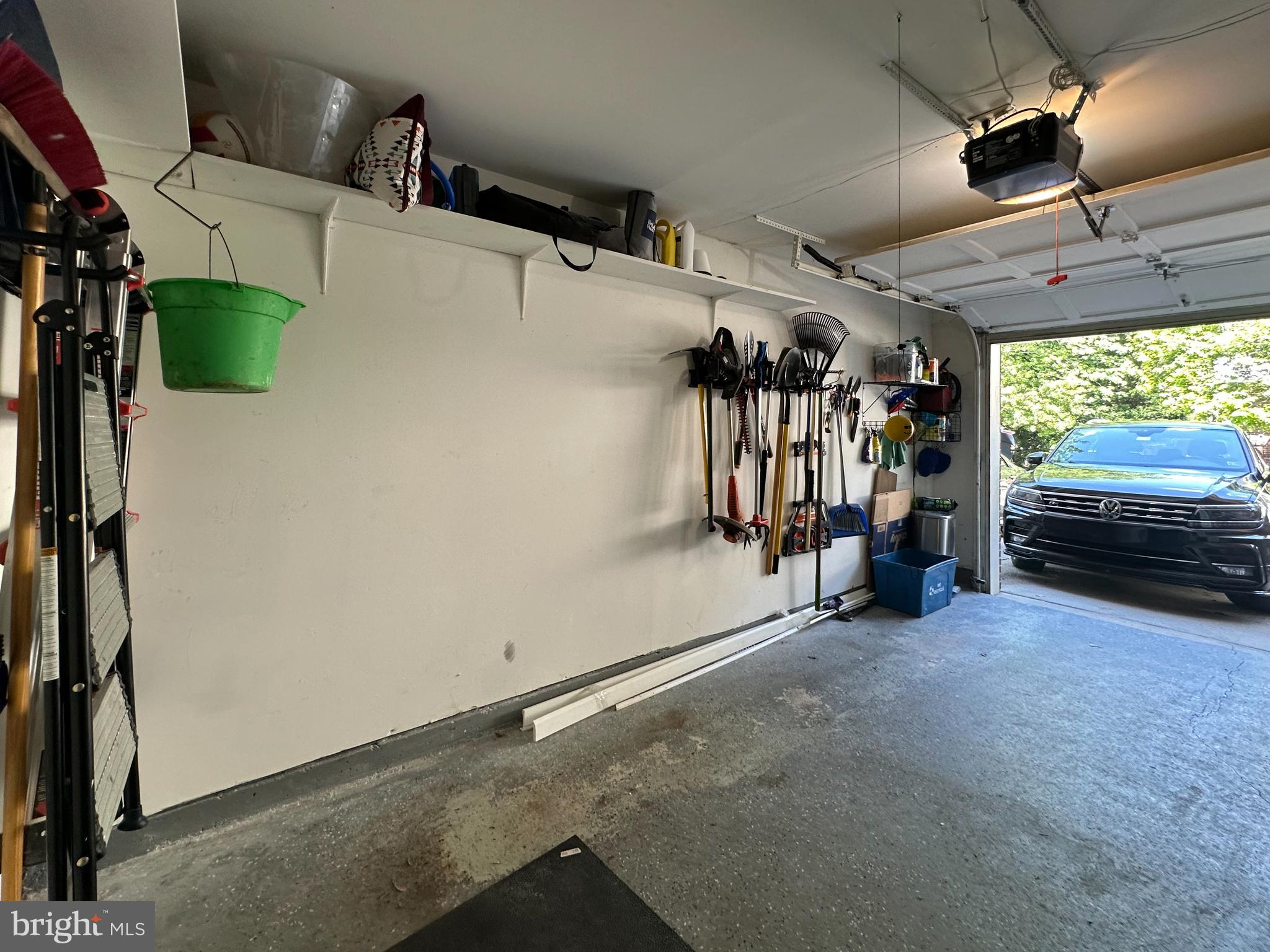 THE TOWNS OF OCCOQUAN MI - Residential Lease