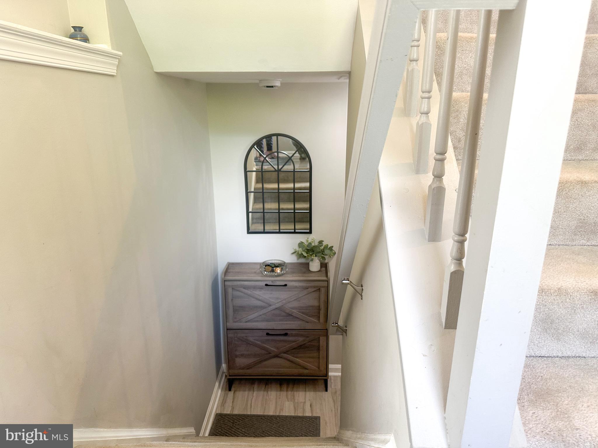 THE TOWNS OF OCCOQUAN MI - Residential Lease