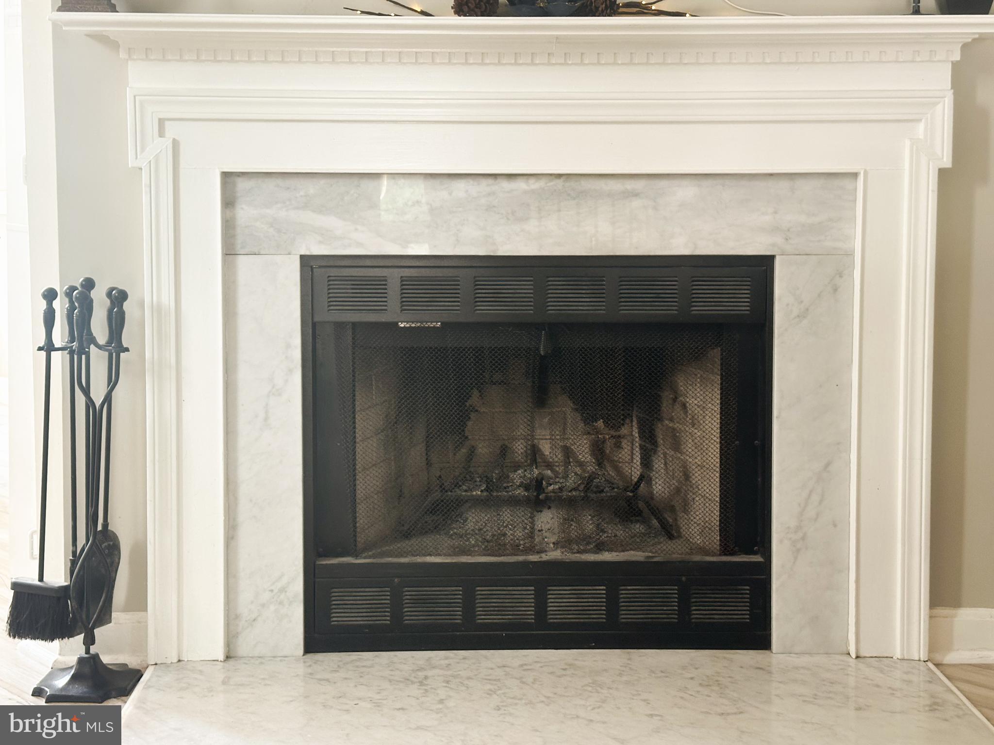 THE TOWNS OF OCCOQUAN MI - Residential Lease