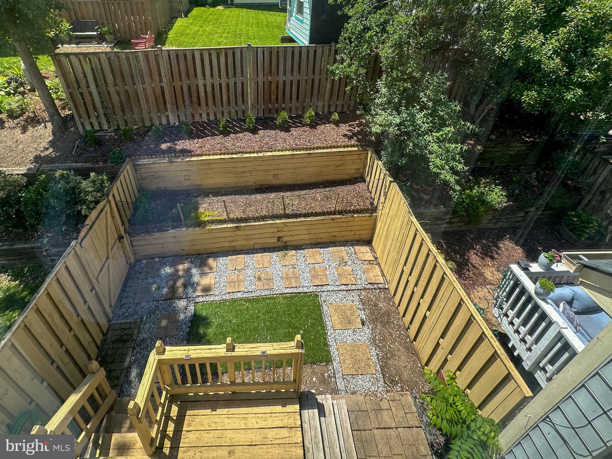 THE TOWNS OF OCCOQUAN MI - Residential Lease