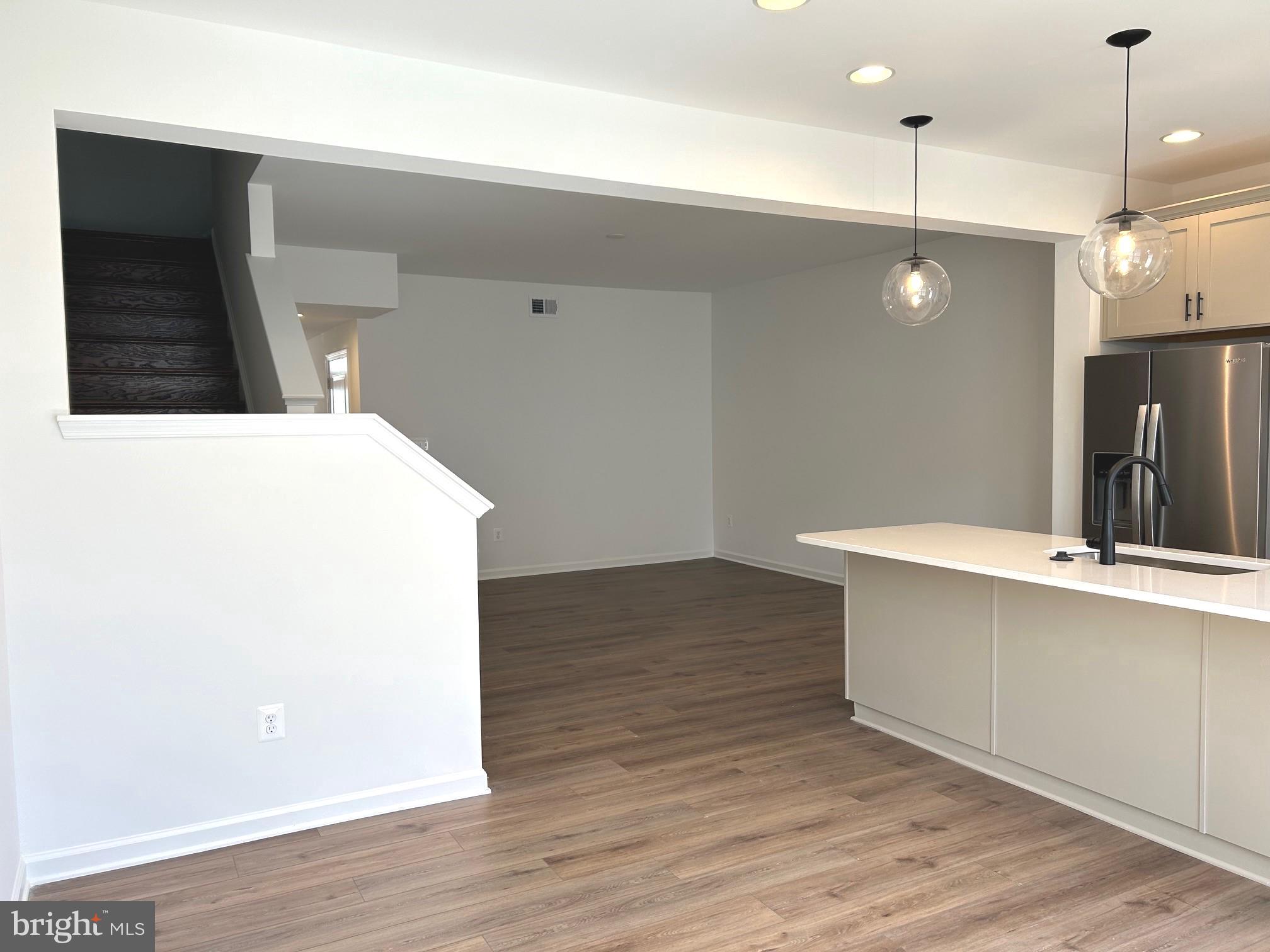 MCCAULEY CROSSING - Residential