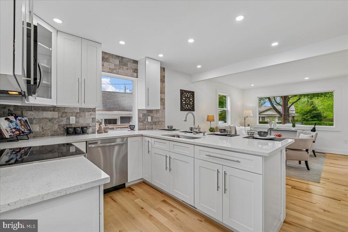 CONN AVE HILLS - Residential