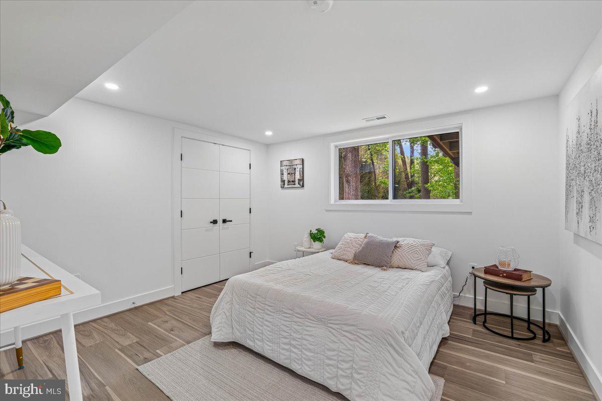 CONN AVE HILLS - Residential