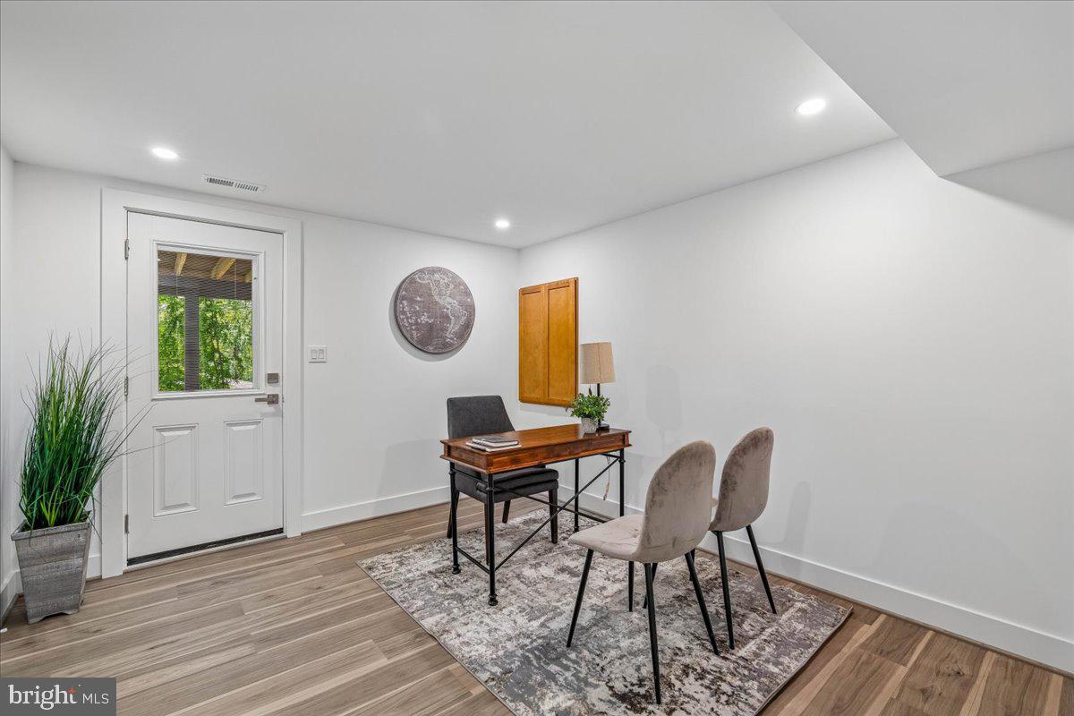 CONN AVE HILLS - Residential