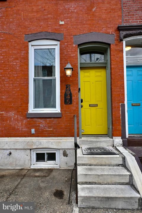 2045 E DAUPHIN STREET PHILADELPHIA PA 19125