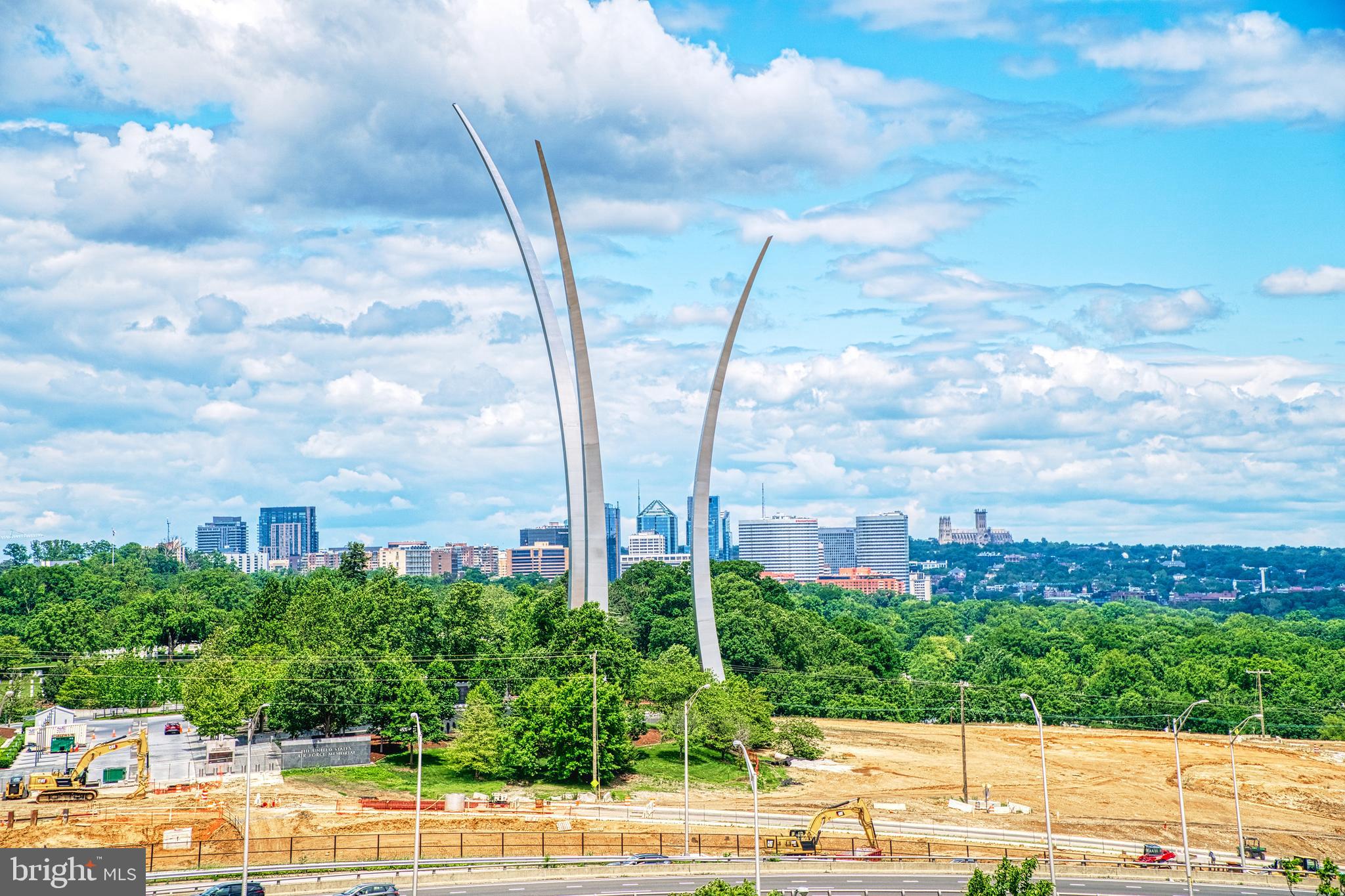 ARLINGTON RIDGE - Residential Lease