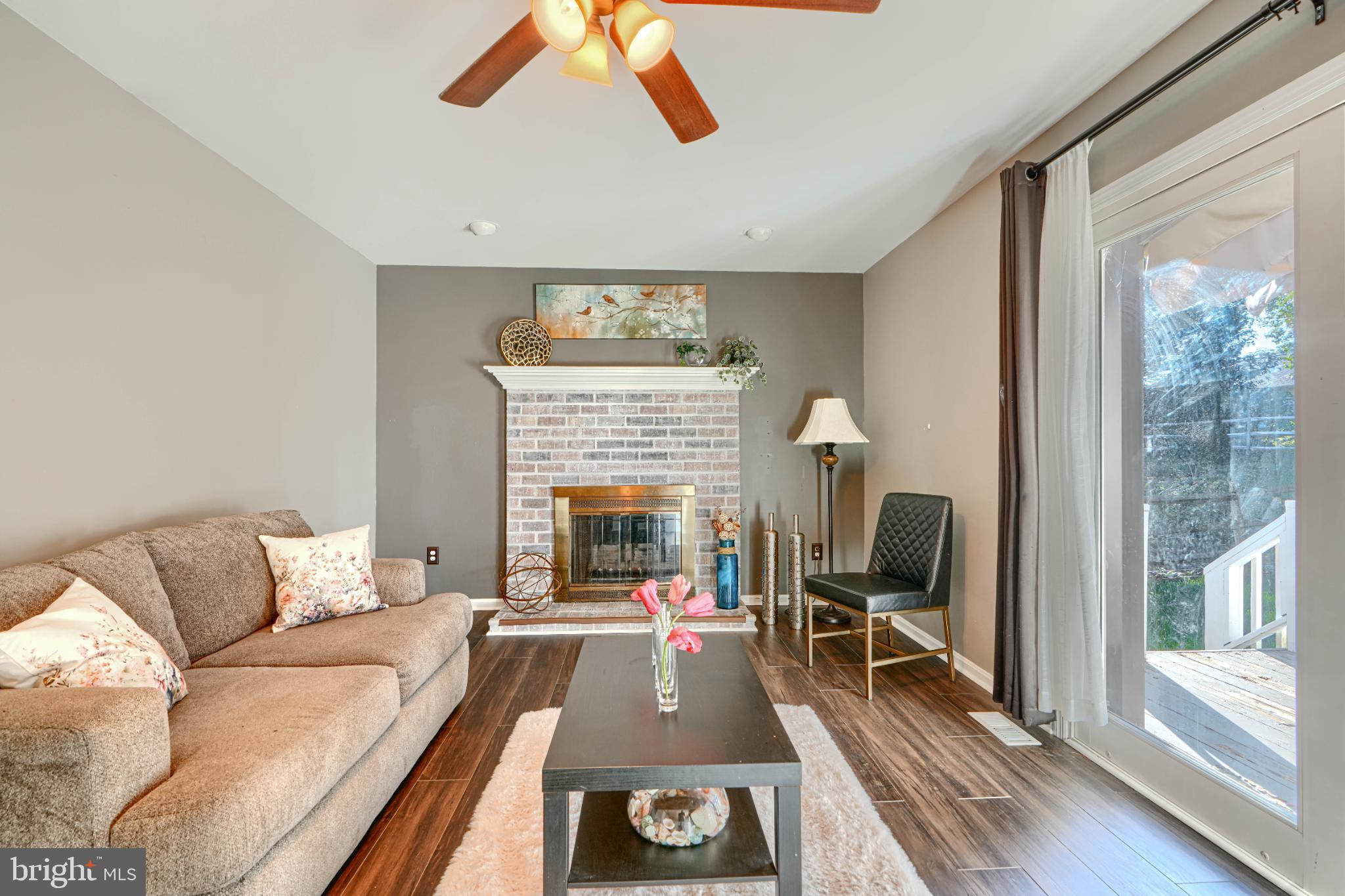 HUNTERS RUN - Residential