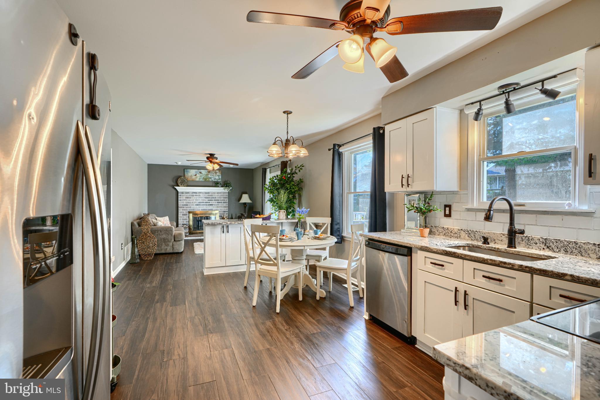 HUNTERS RUN - Residential
