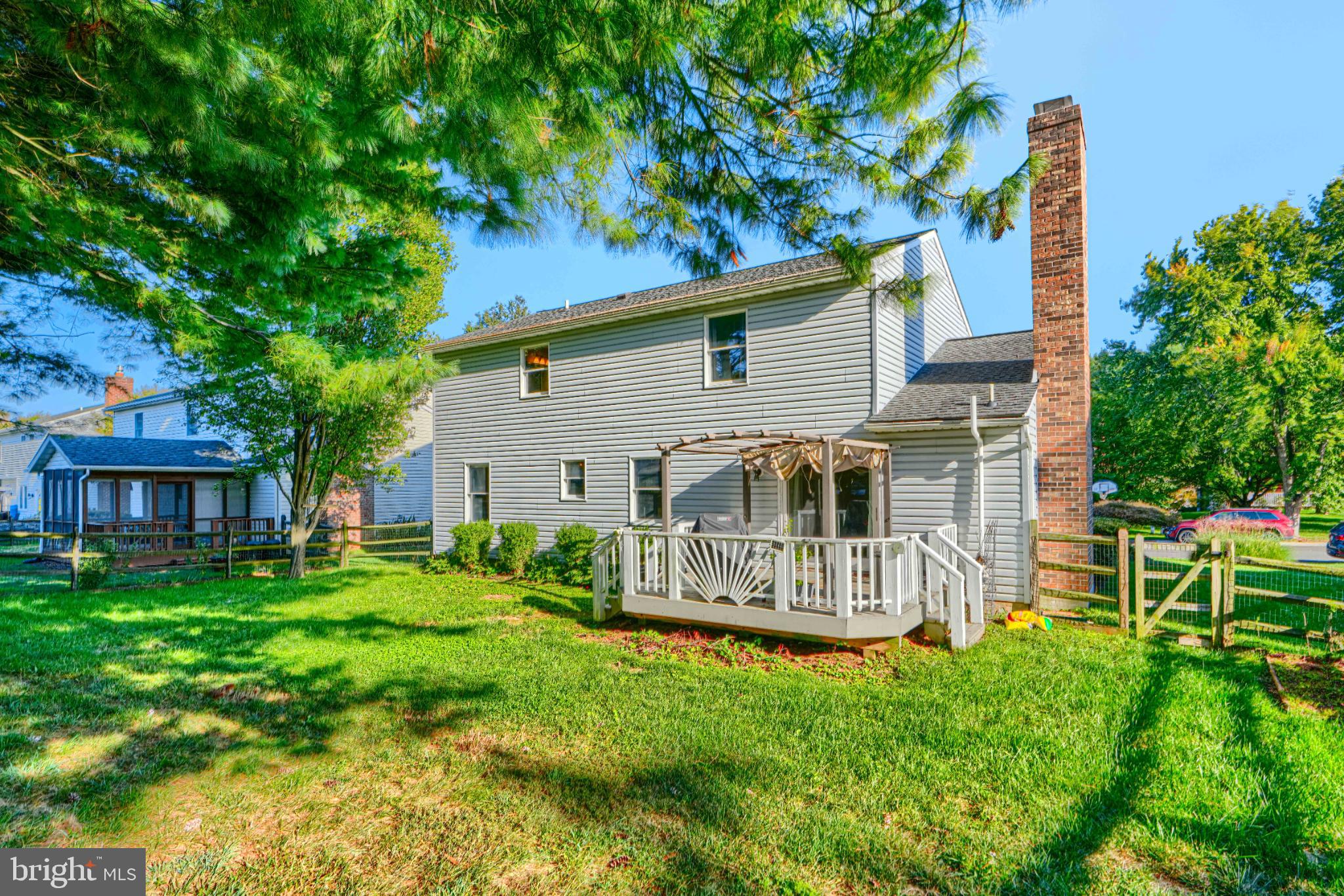 HUNTERS RUN - Residential