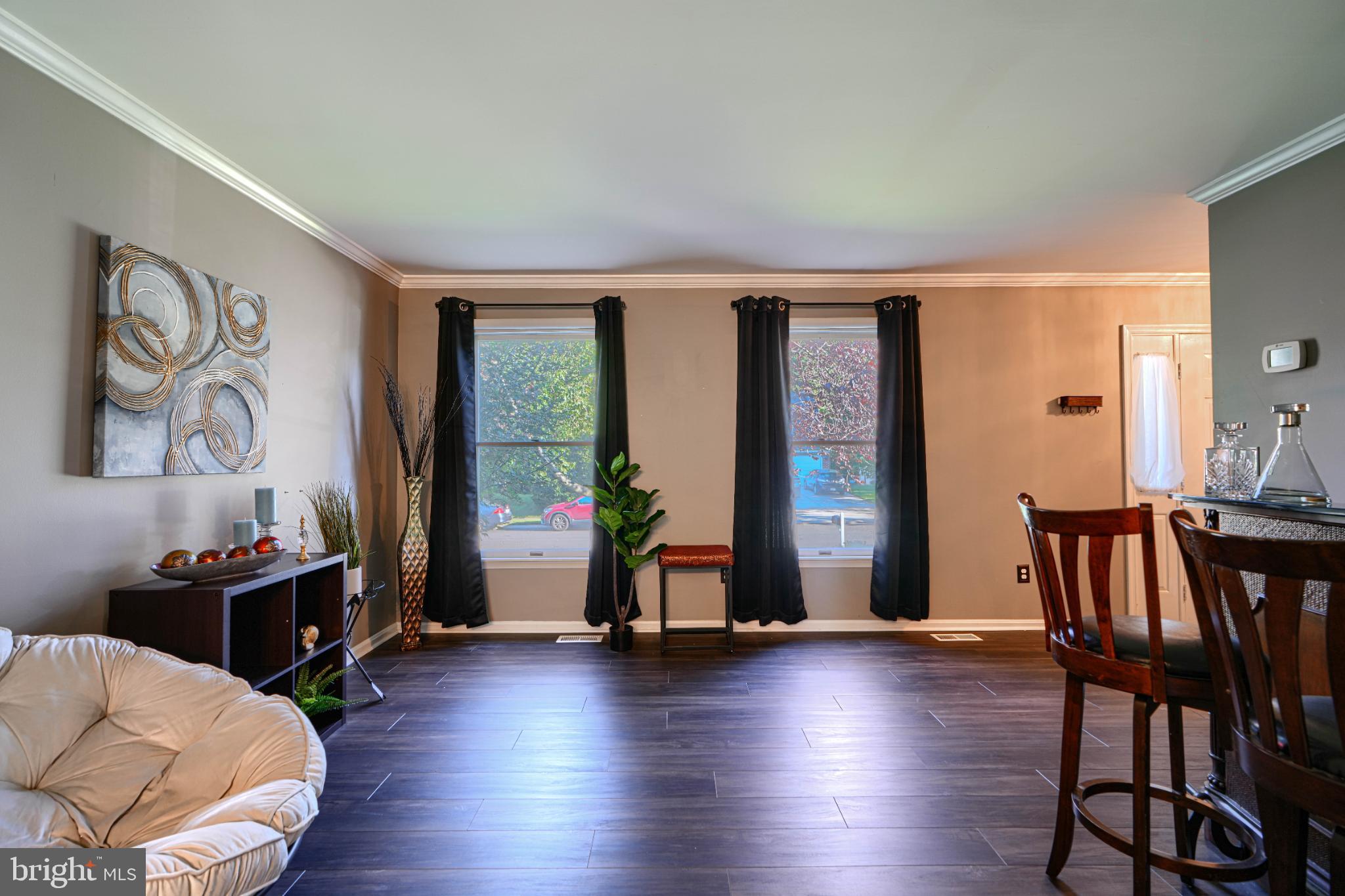 HUNTERS RUN - Residential