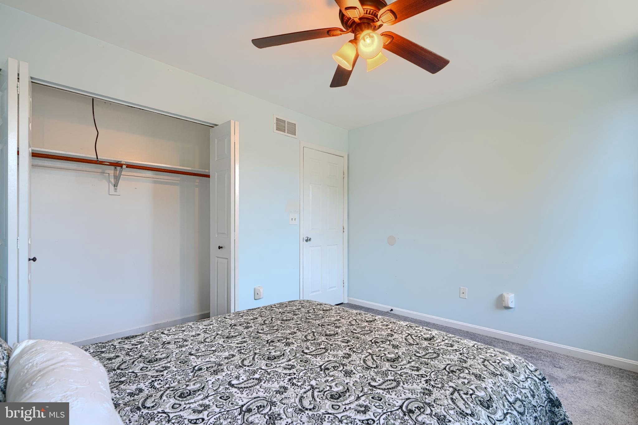 HUNTERS RUN - Residential