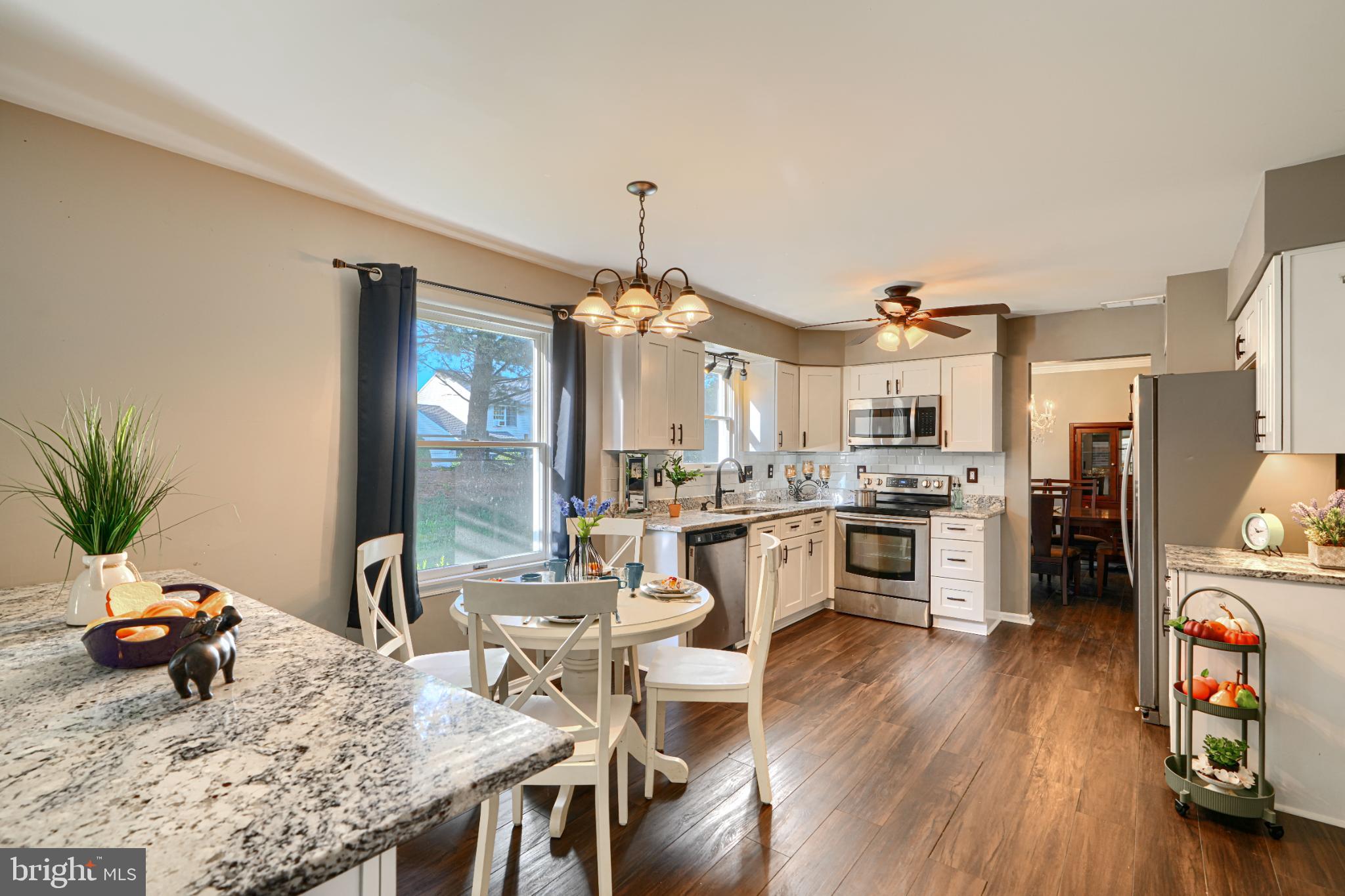 HUNTERS RUN - Residential