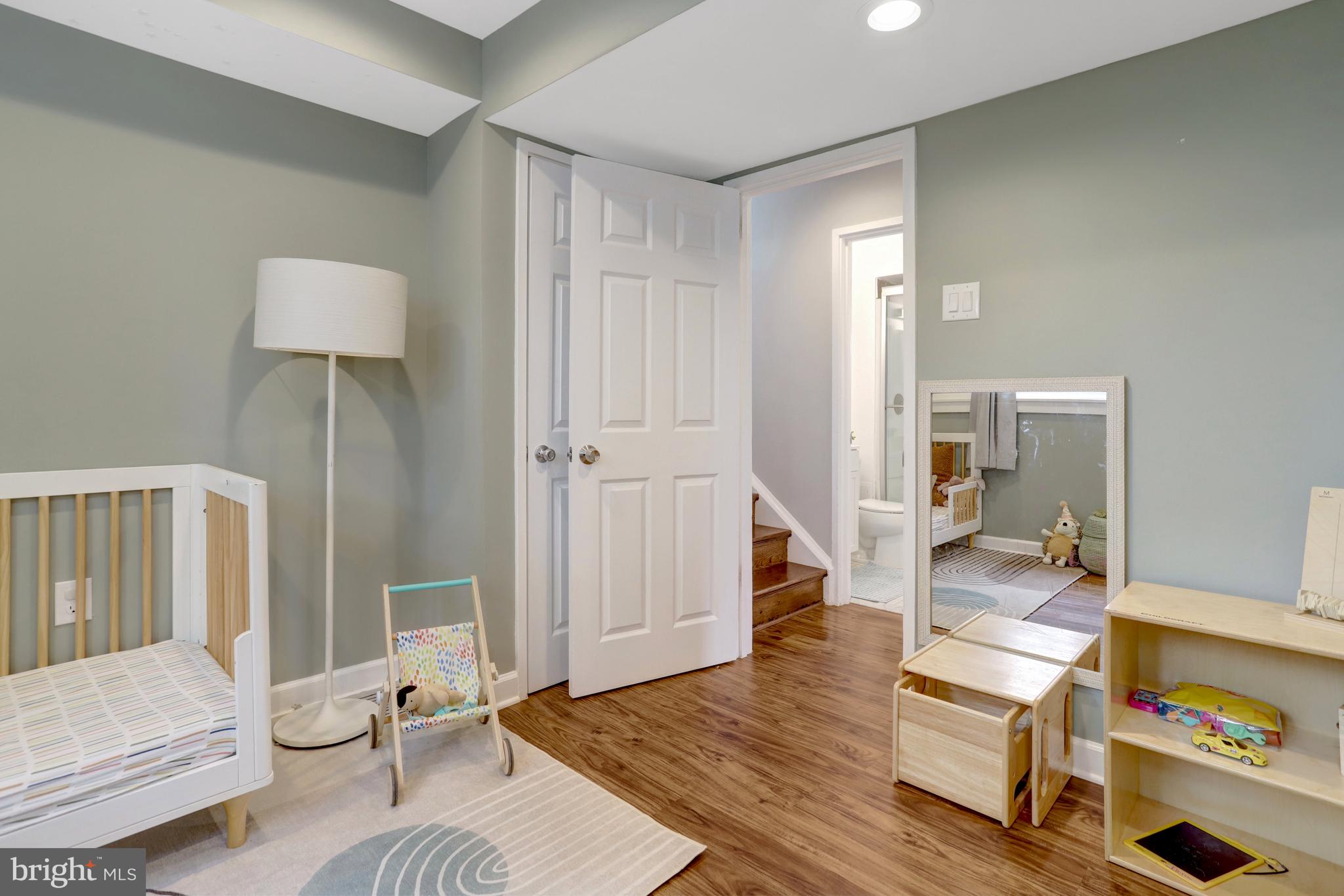 RIDGE VIEW ESTATES - Residential