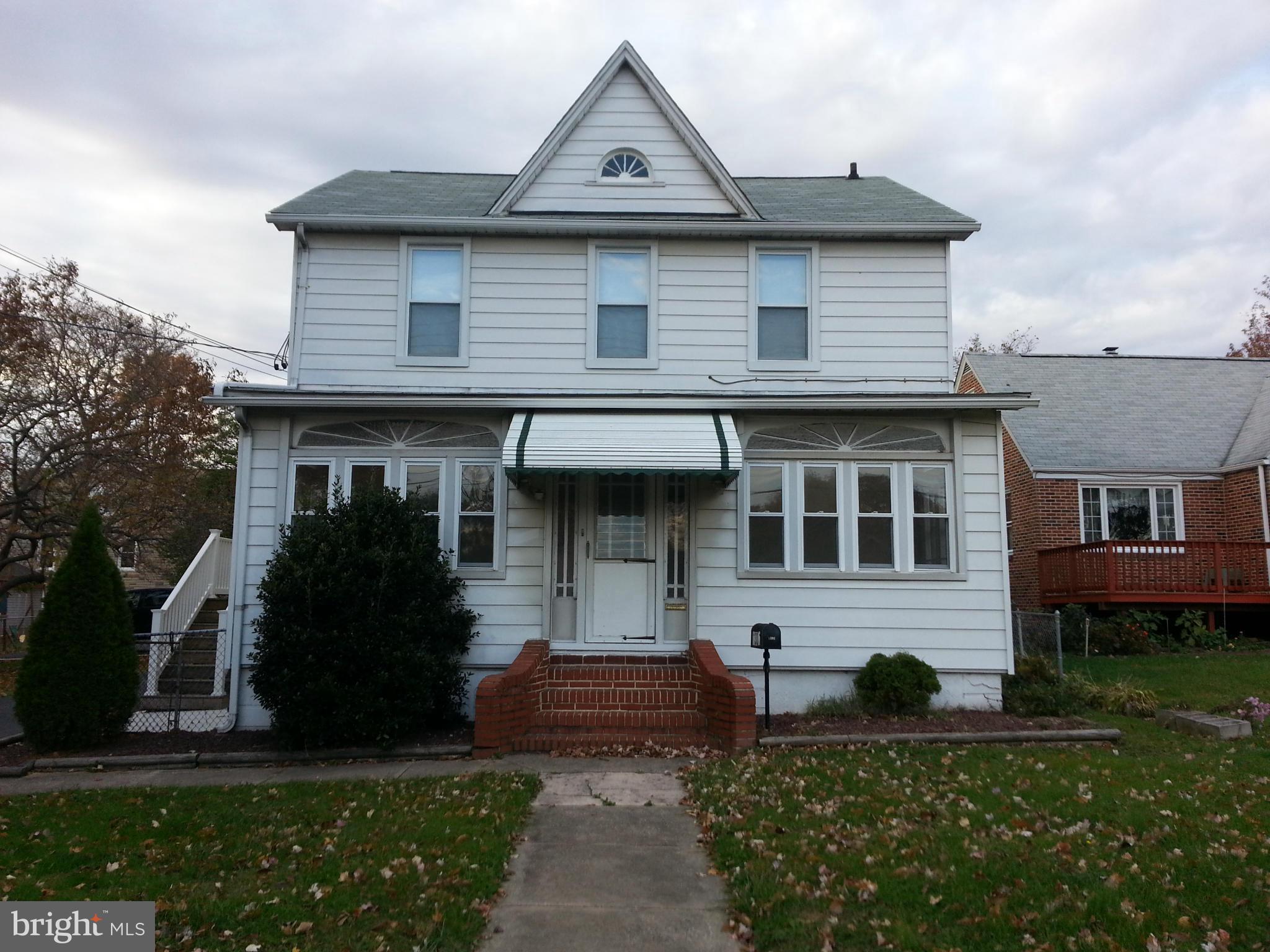 Newly renovated, bright and sunny apartment with enclosed front porch and large back yard. Garage available for additional $75.00