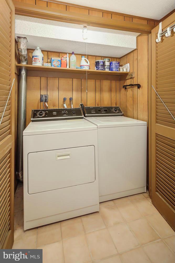 FAIRLINGTON GLEN - Residential