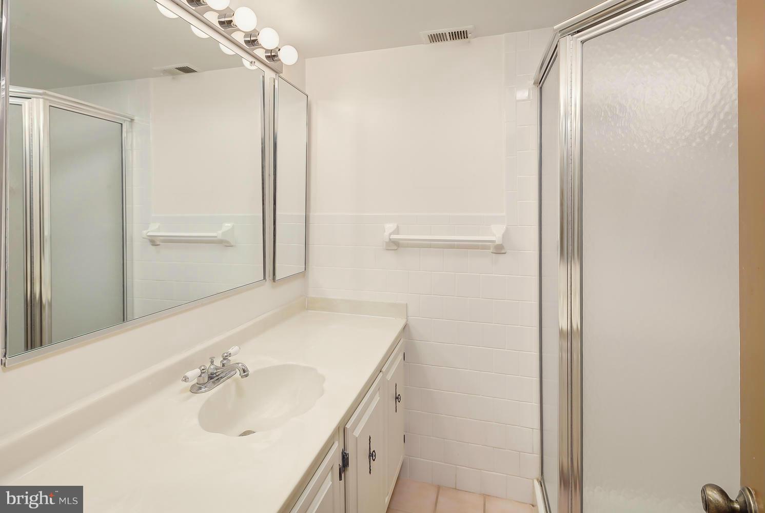 FAIRLINGTON GLEN - Residential