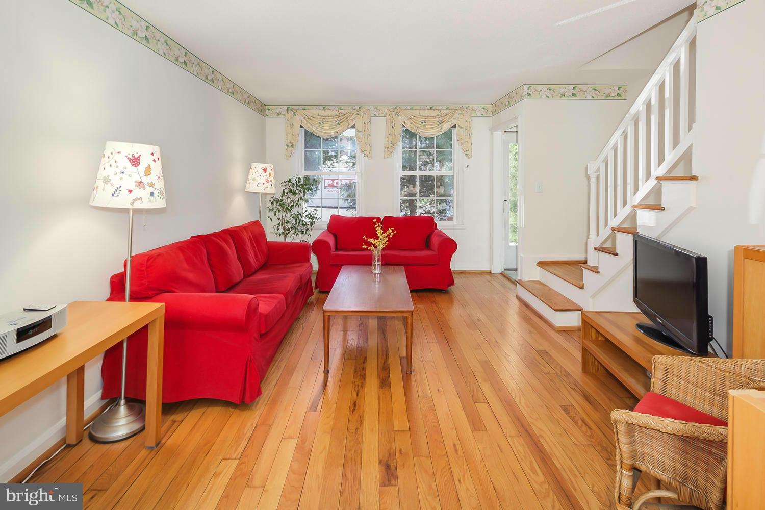 FAIRLINGTON GLEN - Residential