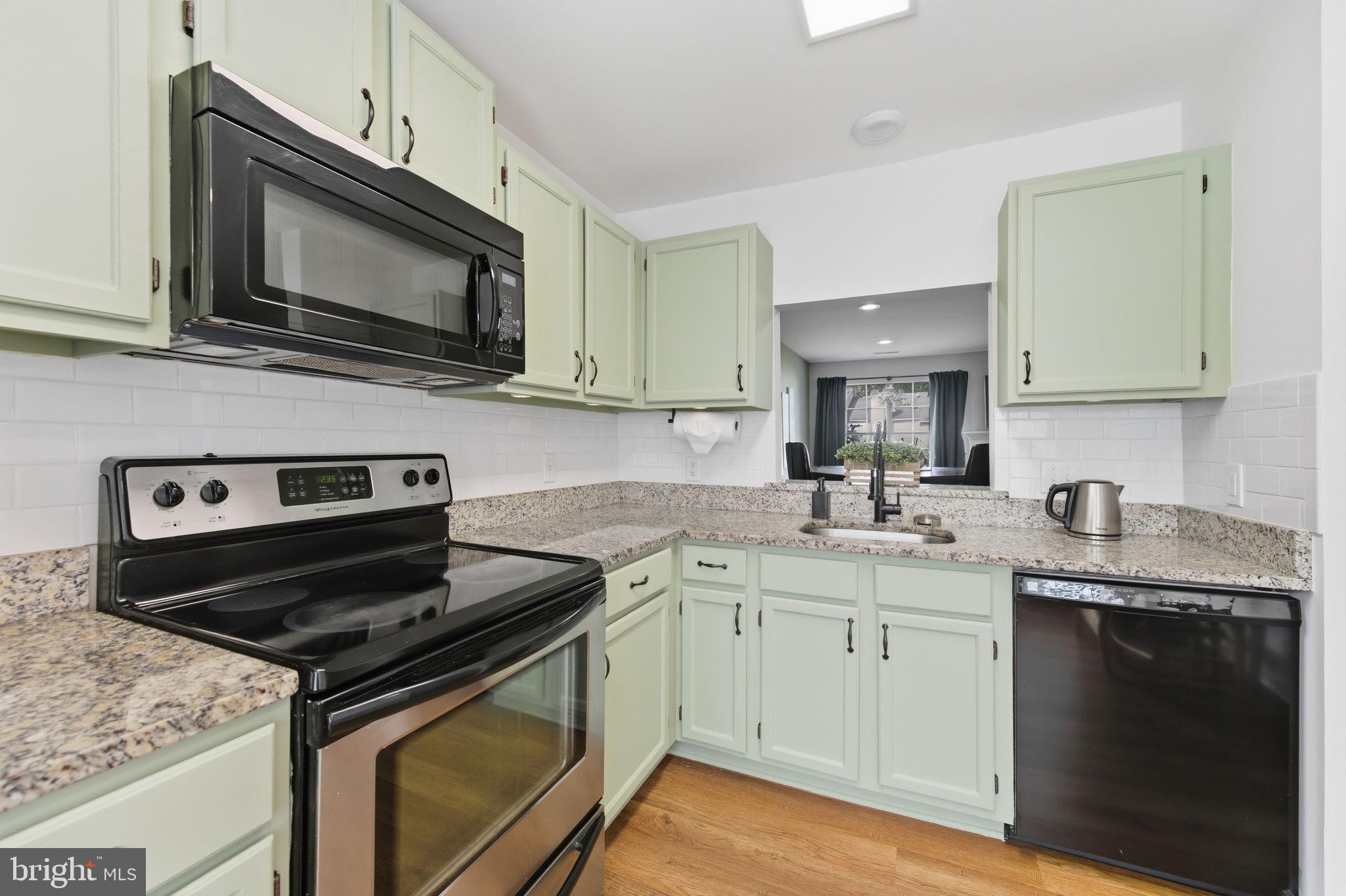 SALEM STATION - Residential Lease