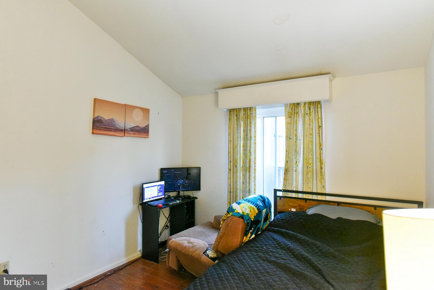 WOODLANDS NORTH - Residential