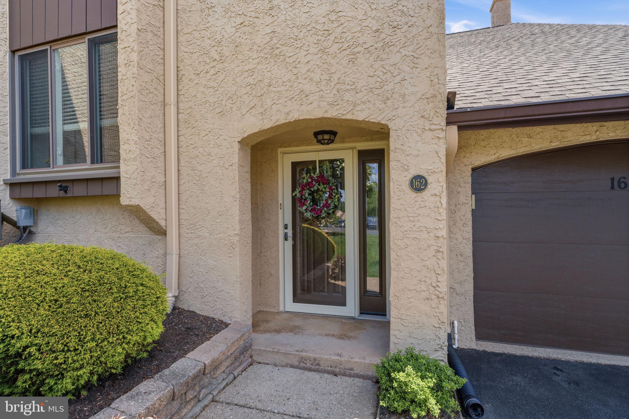 162 GOLF CLUB DRIVE