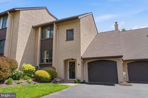 Condo For Sale - 162 Golf Club Drive<br/> LANGHORNE, PA 19047