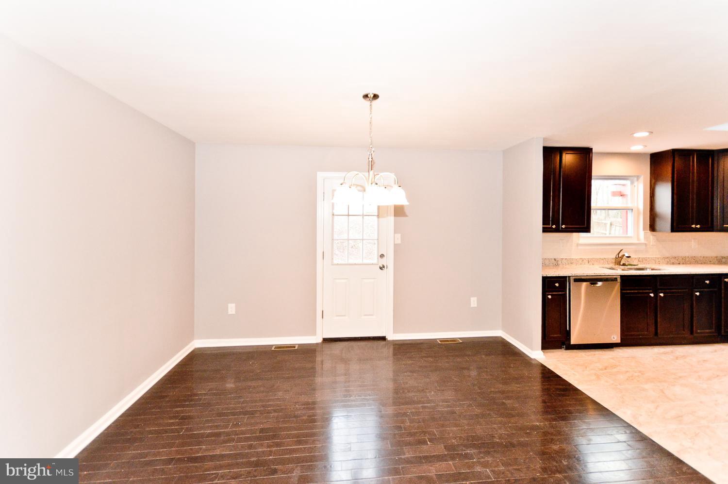 MARLTON - Residential