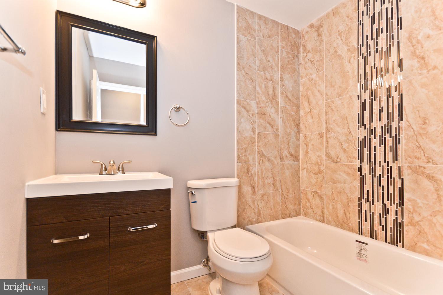 MARLTON - Residential