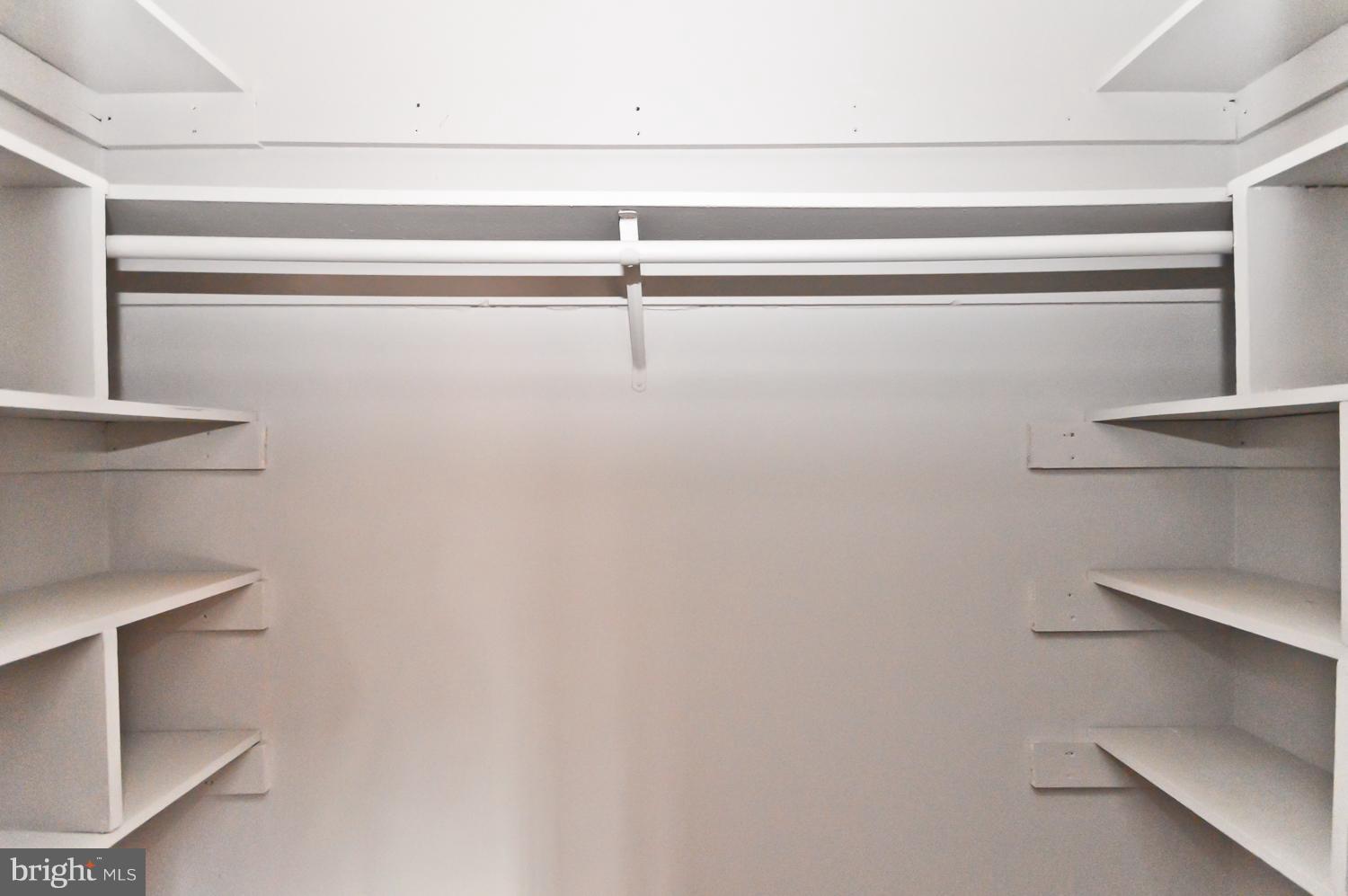 MARLTON - Residential