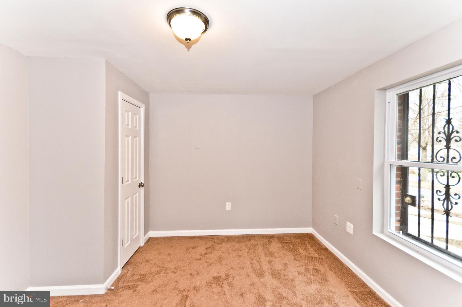 MARLTON - Residential