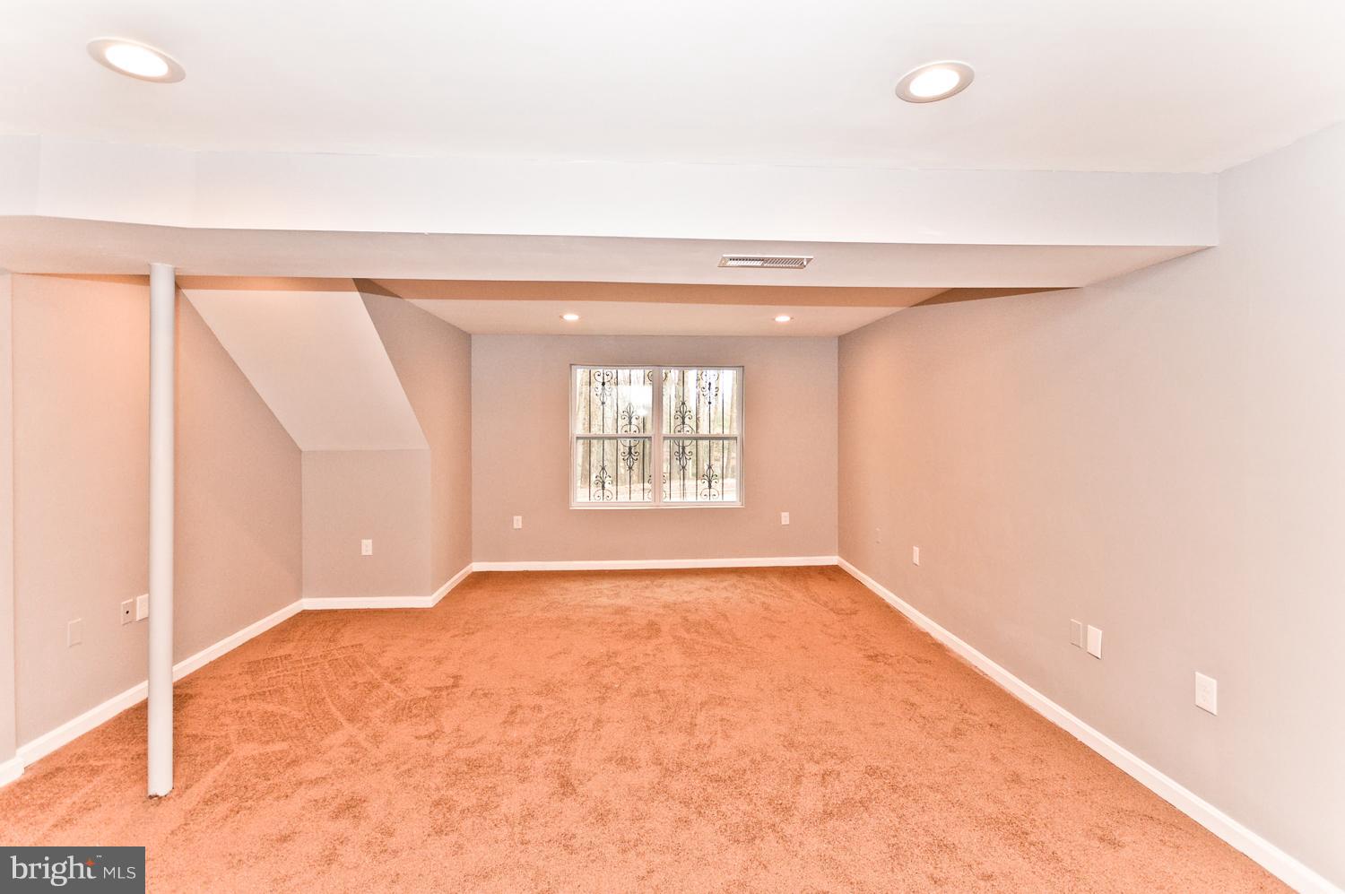 MARLTON - Residential