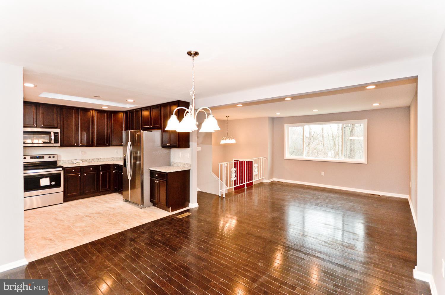 MARLTON - Residential