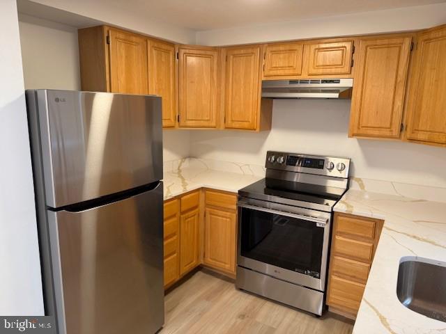 ASBURY WOODS - Residential