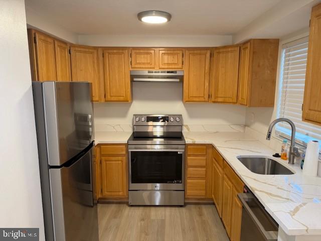 ASBURY WOODS - Residential