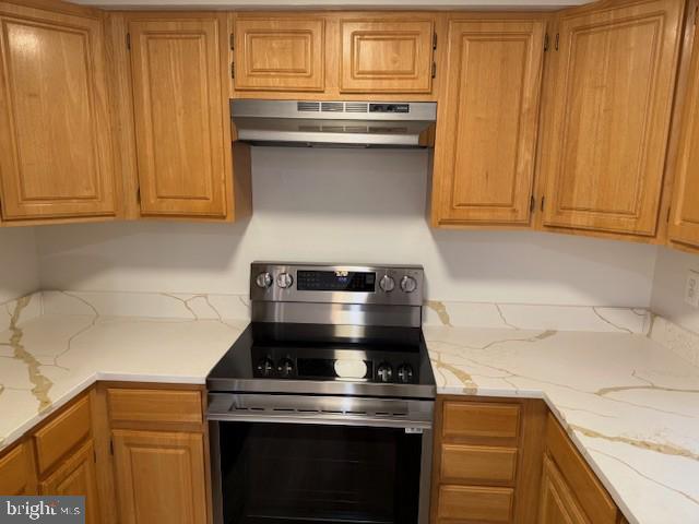 ASBURY WOODS - Residential